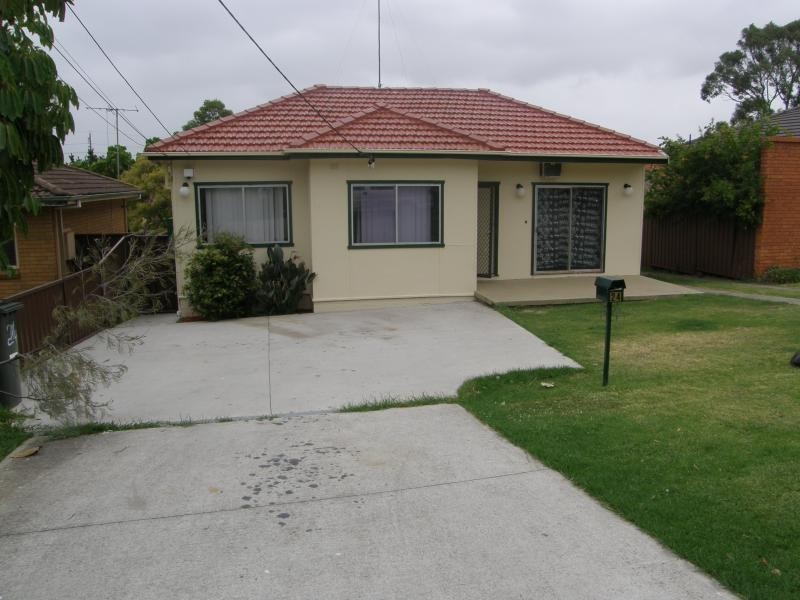 24 Raymond Street, Blacktown NSW 2148