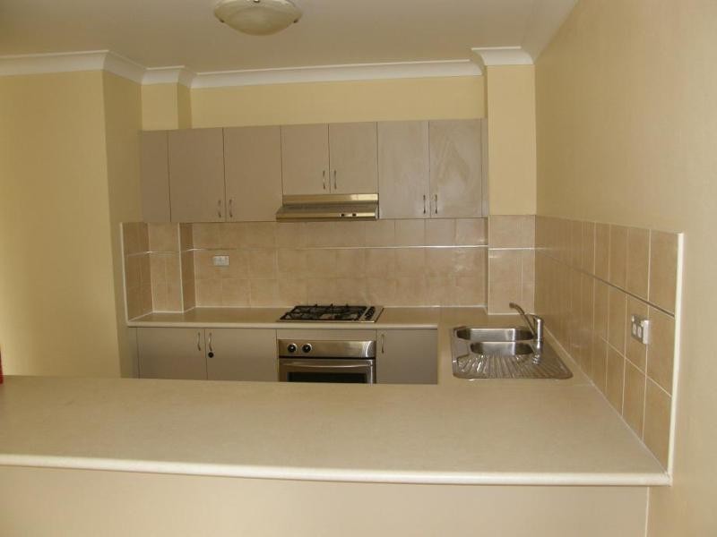 1/14-18 Fourth Avenue, Blacktown NSW 2148