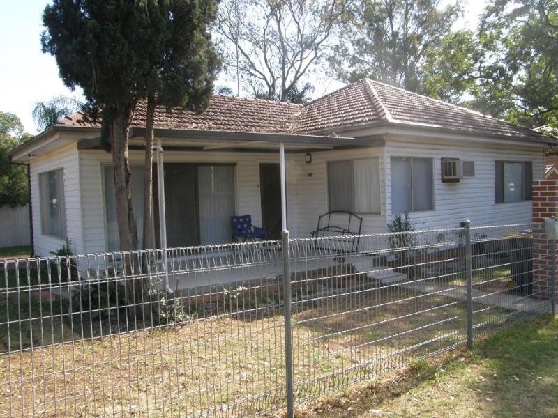 215 Kildare Road, Doonside NSW 2767