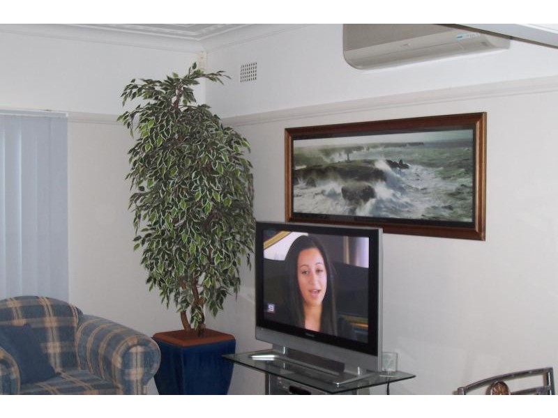 215 Kildare Road, Doonside NSW 2767