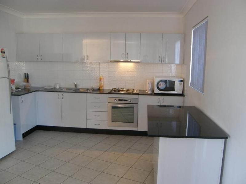 10/24-28 First Avenue, Blacktown NSW 2148