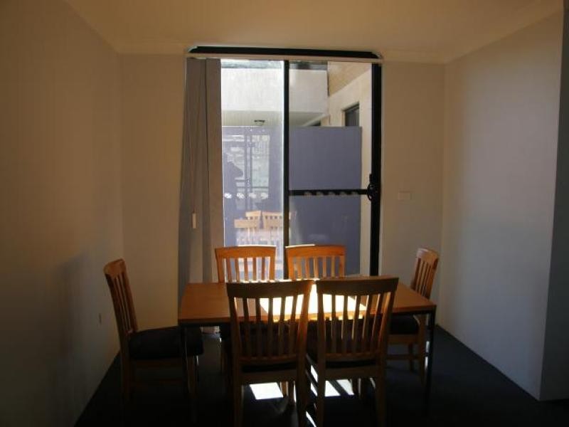 10/24-28 First Avenue, Blacktown NSW 2148