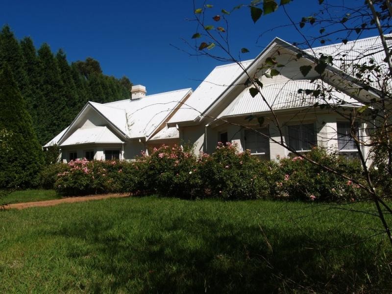 18 SULLIVAN ROAD, Burradoo NSW 2576