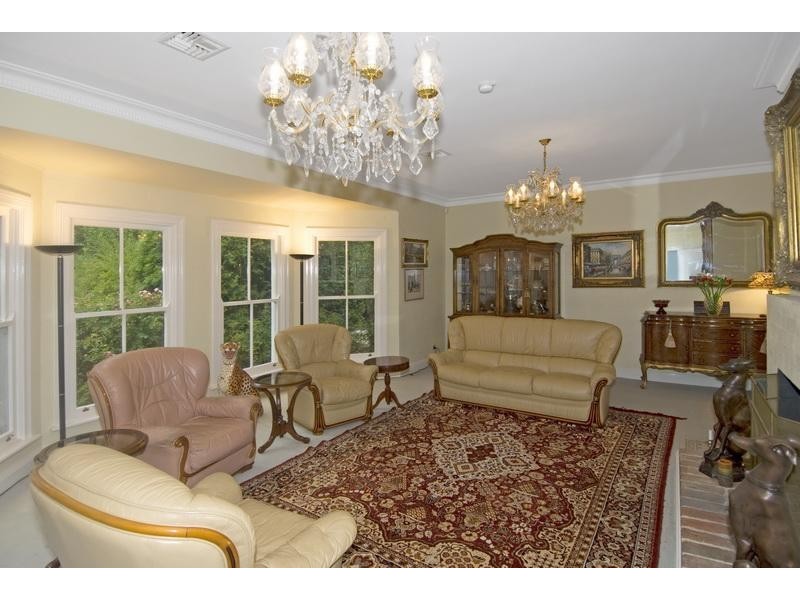 18 SULLIVAN ROAD, Burradoo NSW 2576