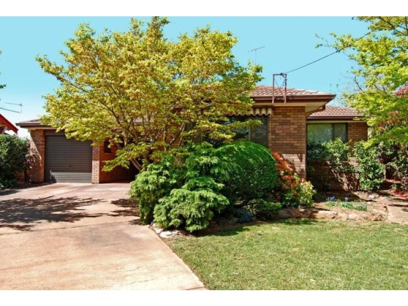 14 Glebe Street, Bowral NSW 2576