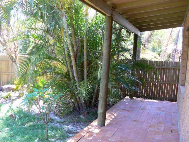 2 BEACHSIDE DRIVE, Suffolk Park NSW 2481