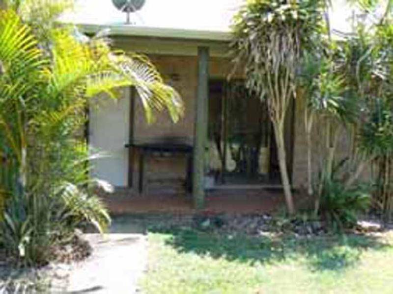 2 BEACHSIDE DRIVE, Suffolk Park NSW 2481