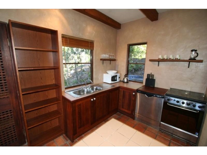 7 Beach Road, Broken Head NSW 2481