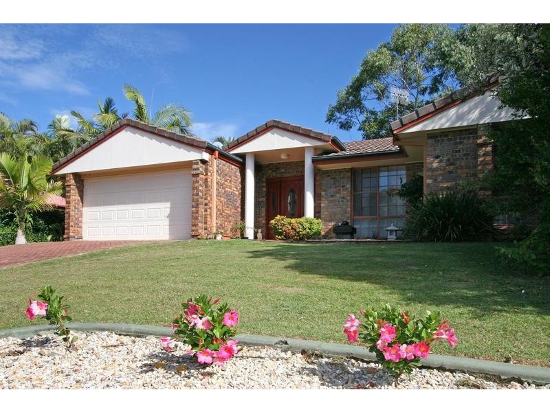 25 BOTTLEBRUSH CRESCENT, Suffolk Park NSW 2481