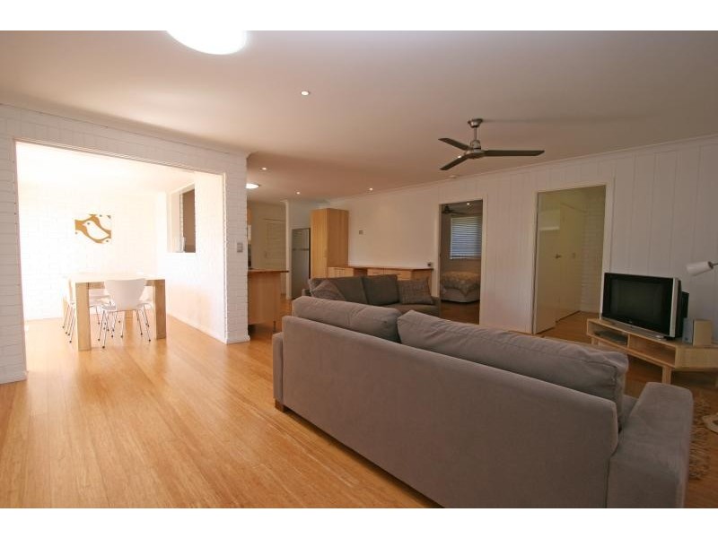 11 Hayter Street, Suffolk Park NSW 2481