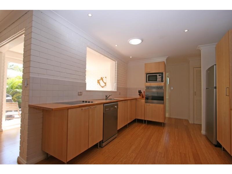 11 Hayter Street, Suffolk Park NSW 2481