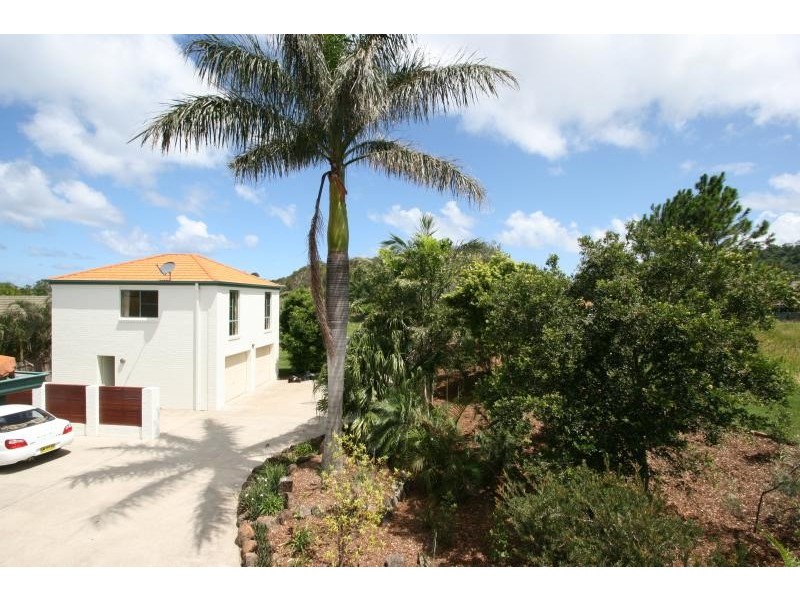 1/45 Bottlebrush Cres, Suffolk Park NSW 2481