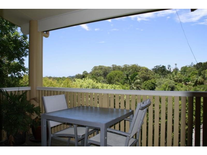 16 Caniaba Cres, Suffolk Park NSW 2481