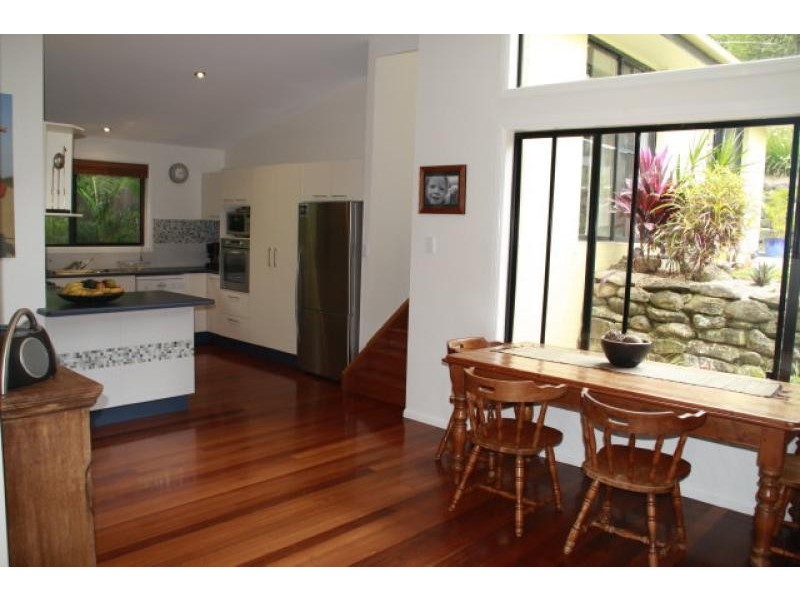16 Caniaba Cres, Suffolk Park NSW 2481
