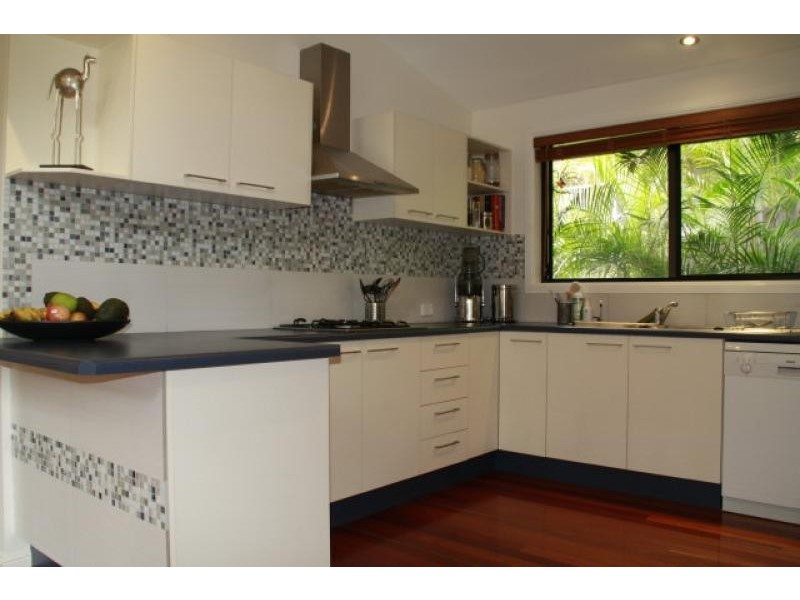 16 Caniaba Cres, Suffolk Park NSW 2481