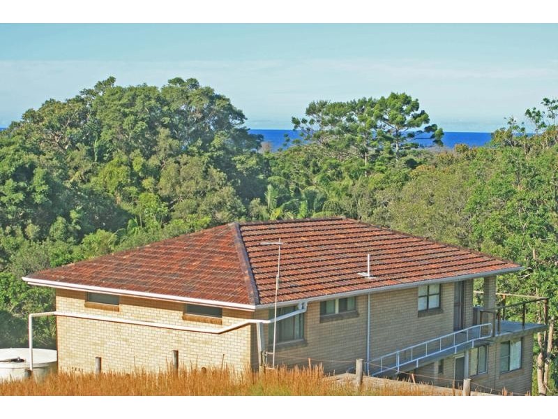 124 Beach Road, Broken Head NSW 2481