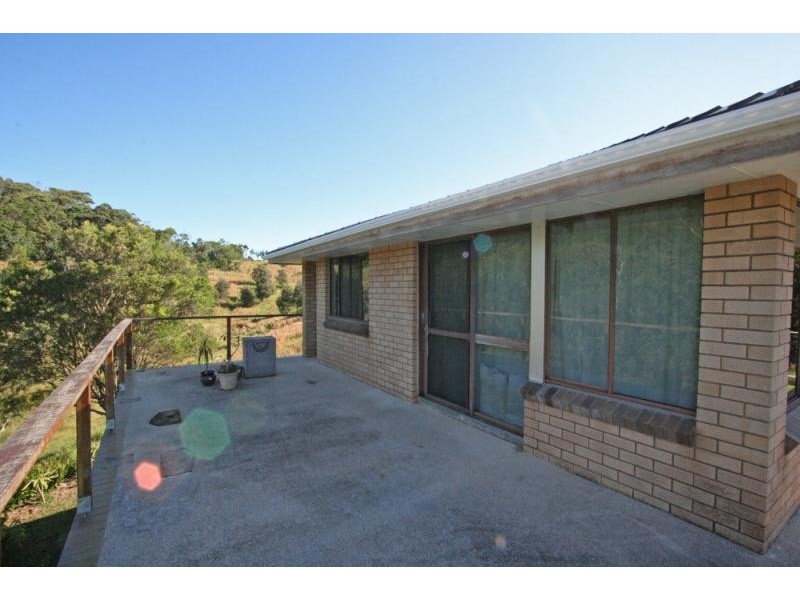124 Beach Road, Broken Head NSW 2481