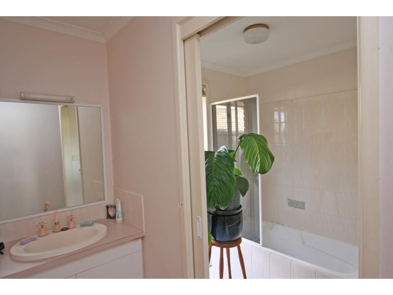 4 Tamarind Court, Suffolk Park NSW 2481