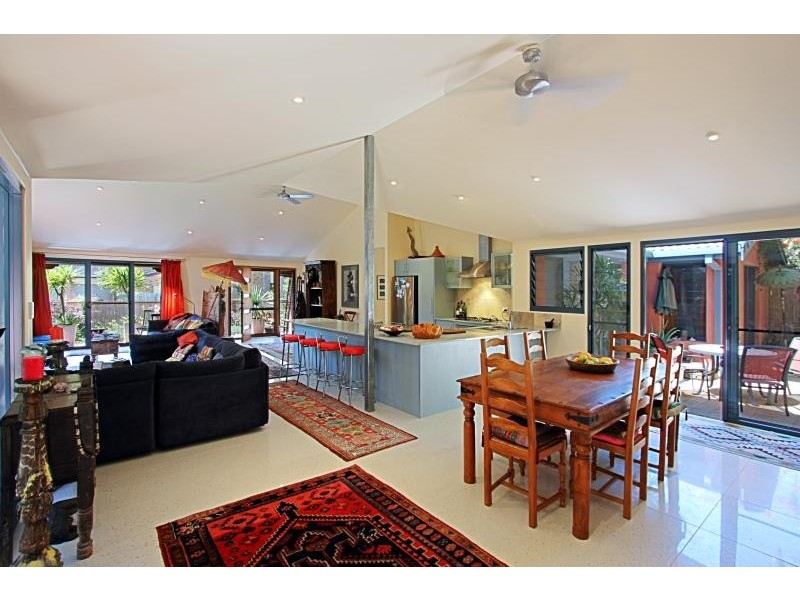 2/17 Beachcomber Drive, Byron Bay NSW 2481