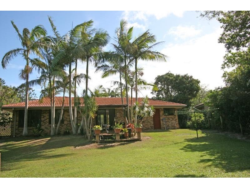 20 Bottlebrush Crescent, Suffolk Park NSW 2481