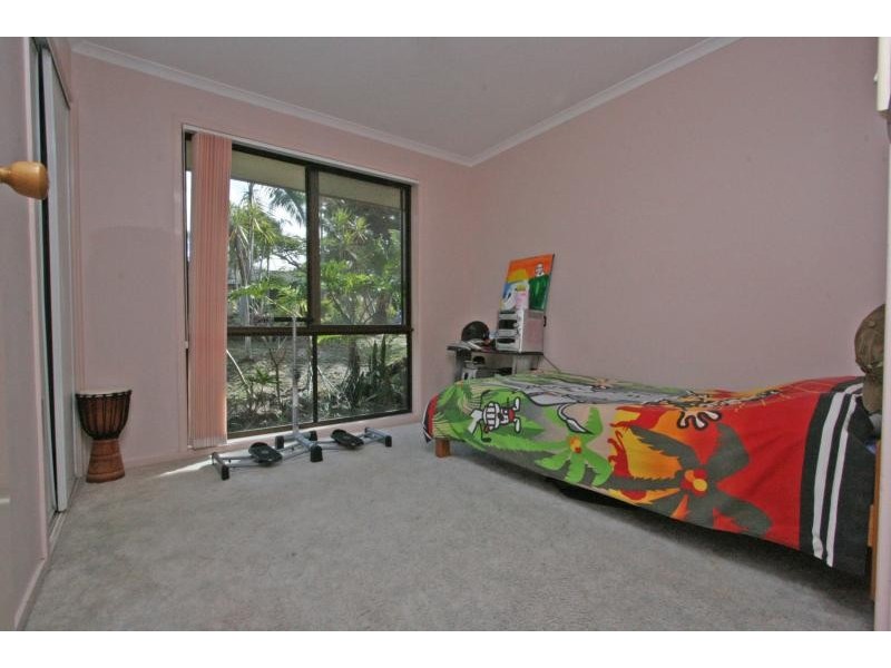 20 Bottlebrush Crescent, Suffolk Park NSW 2481
