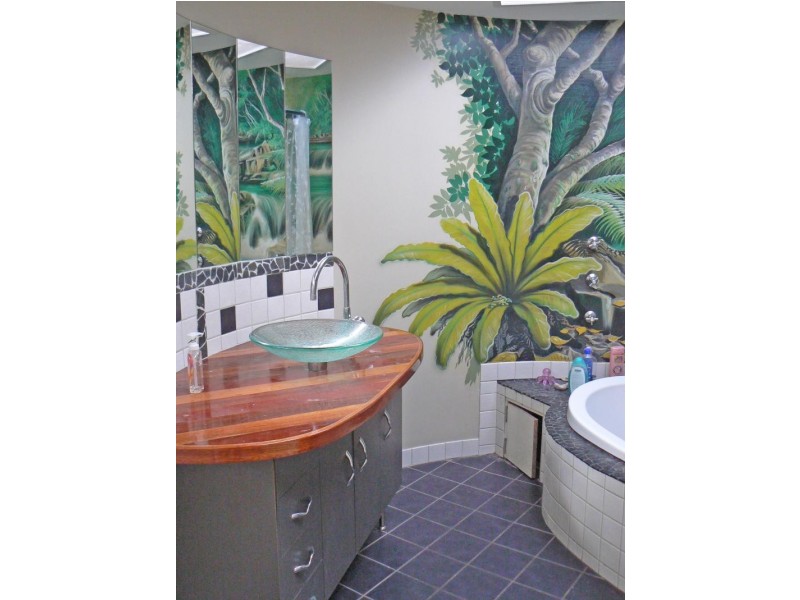 4 Blackbutt Place, Byron Bay NSW 2481