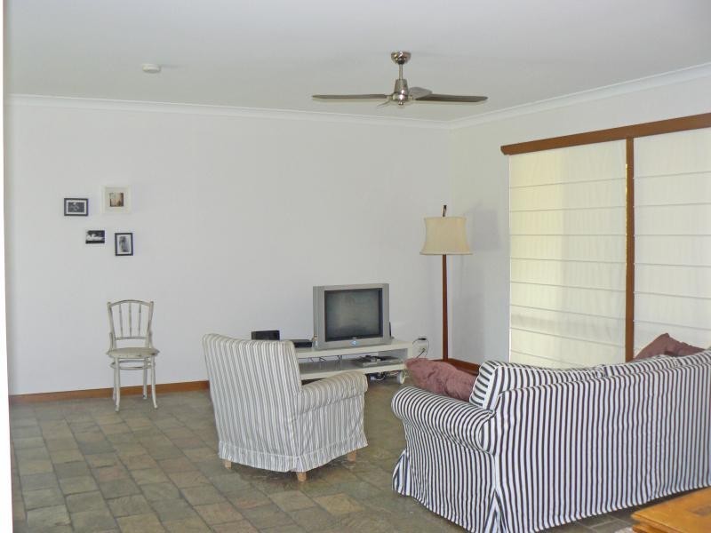 2 BEACHSIDE DRIVE, Suffolk Park NSW 2481