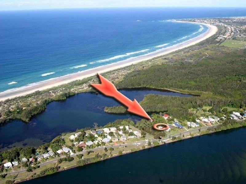 1 CROWN STREET, Fingal Head NSW 2487