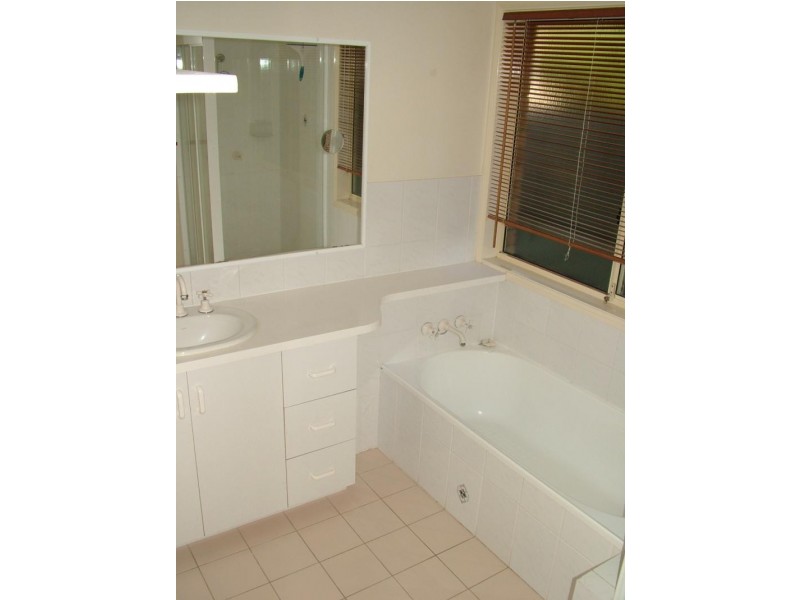 18 Ti Tree Avenue, Cabarita Beach NSW 2488