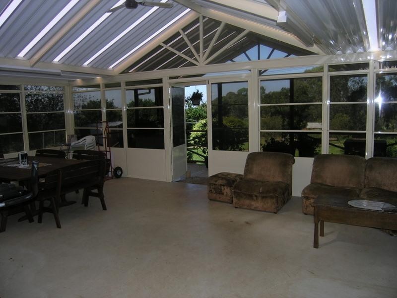 The Oaks NSW 2570