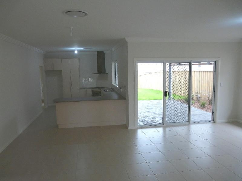 26 CONDRON CIRCUIT, Elderslie NSW 2570