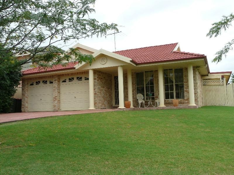 2 BLAXCELL PLACE, Harrington Park NSW 2567