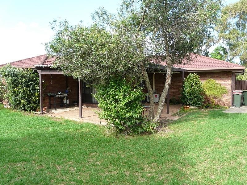 60 Southdown Road, Elderslie NSW 2570