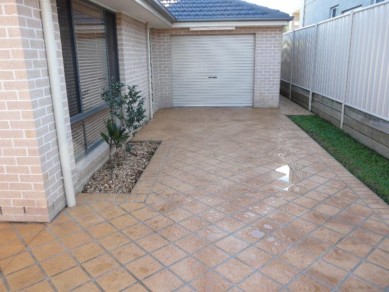 8 Giddings Link, Harrington Park NSW 2567