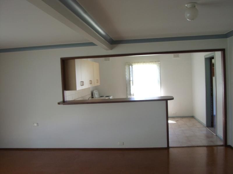 30 Binalong Road, Belimbla Park NSW 2570