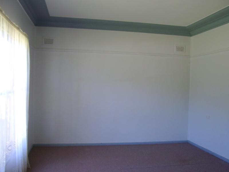 30 Binalong Road, Belimbla Park NSW 2570