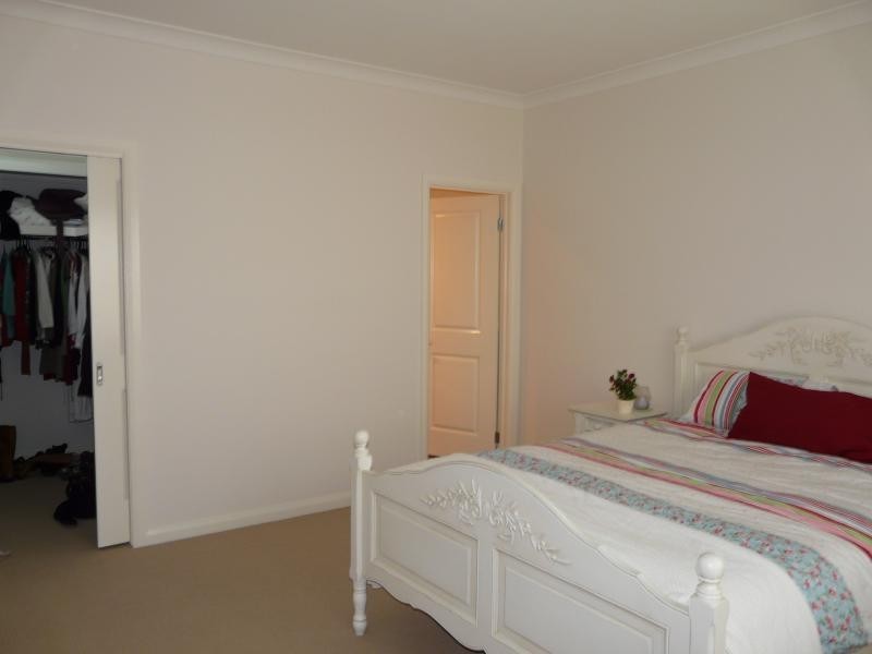 26 Condron Street, Elderslie NSW 2570