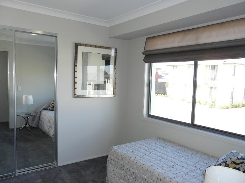 Spring Farm NSW 2570