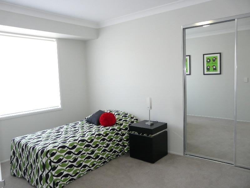 Spring Farm NSW 2570