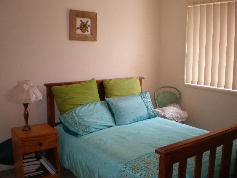 36 Downes Crescent, Currans Hill NSW 2567