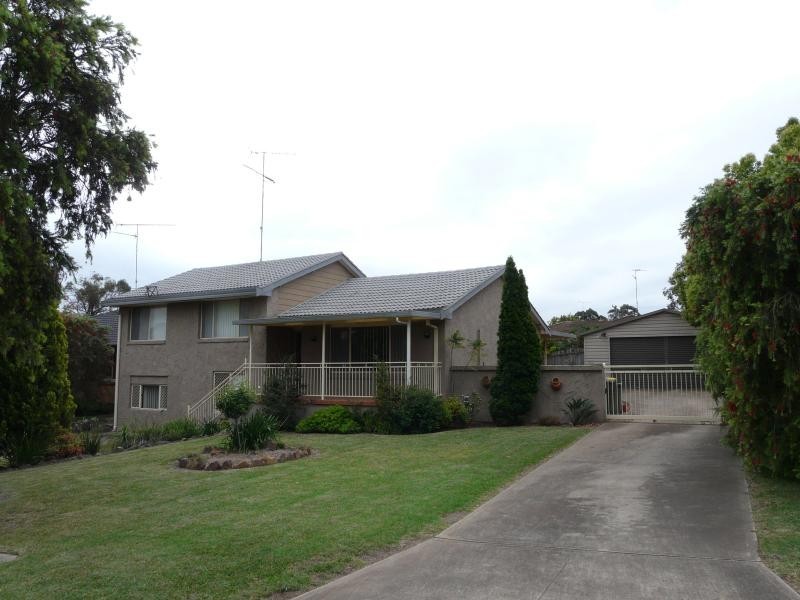 65 Berallier Drive, Camden South NSW 2570