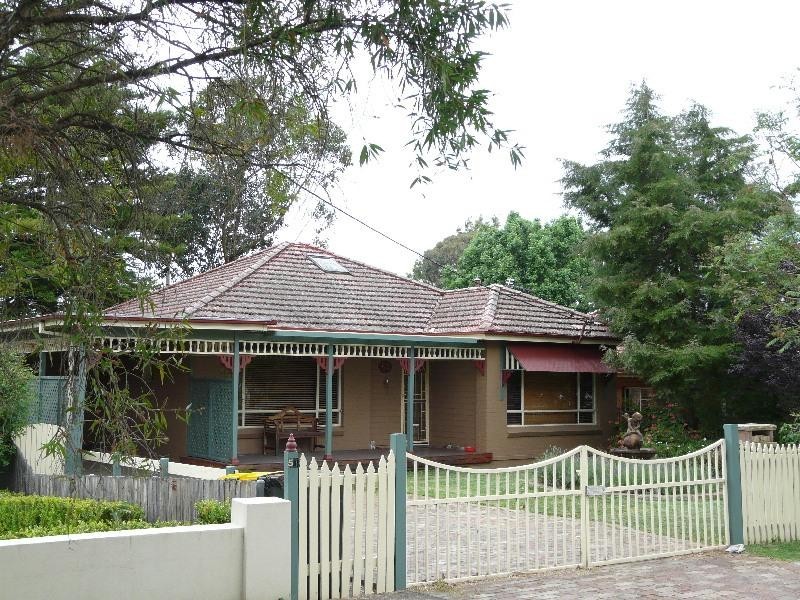 54 Menangle Road, Camden NSW 2570