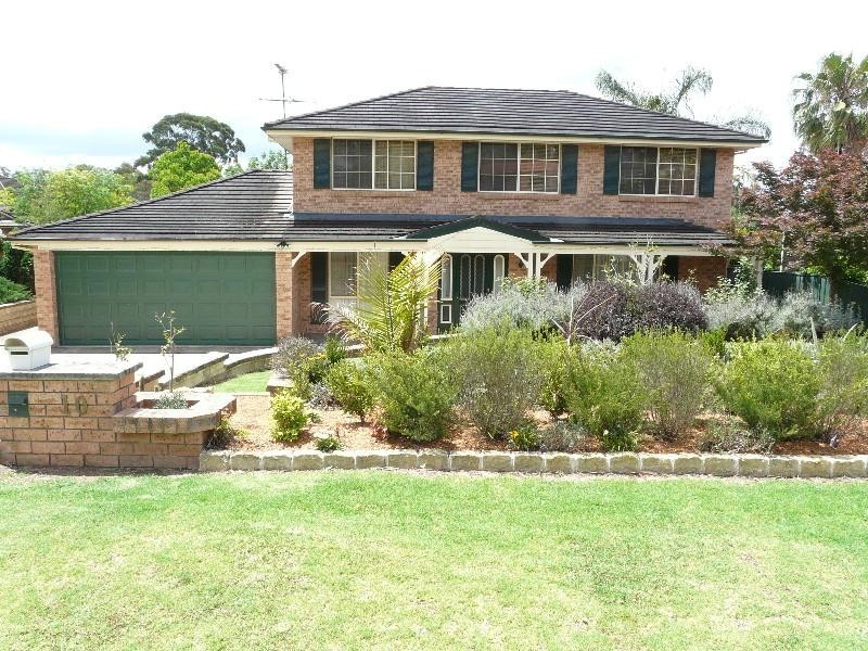 10 Griffiths Ave, Camden NSW 2570