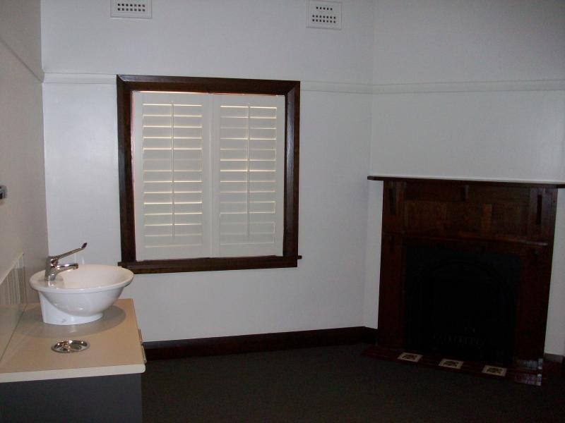 26 murray st, Camden NSW 2570