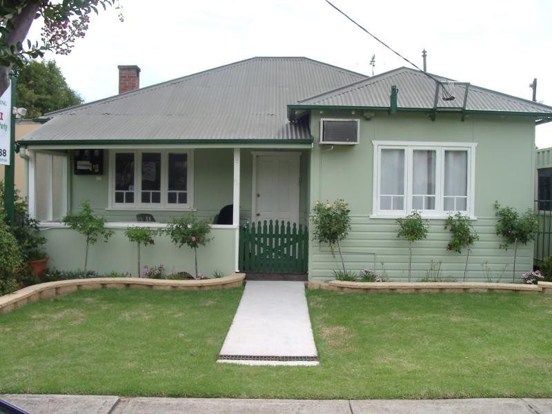 5 Edward St, Camden NSW 2570