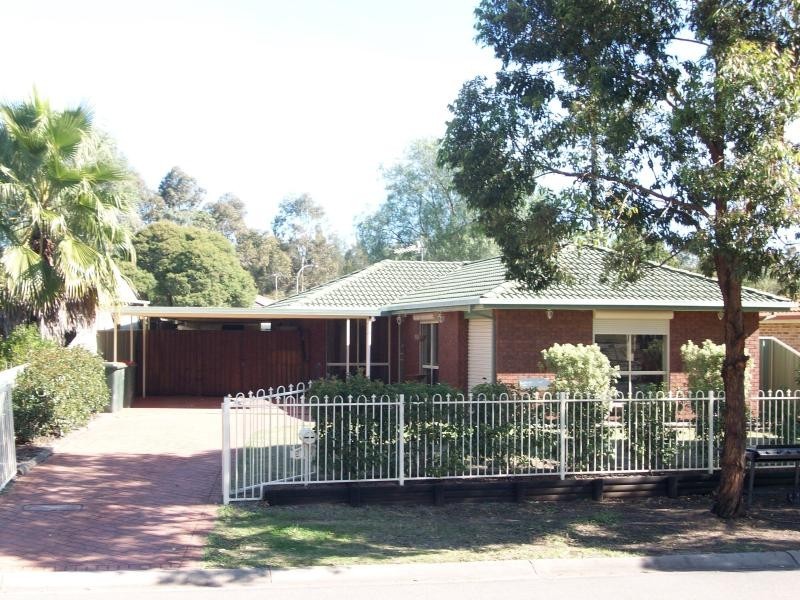 5 Hodges Place, Currans Hill NSW 2567