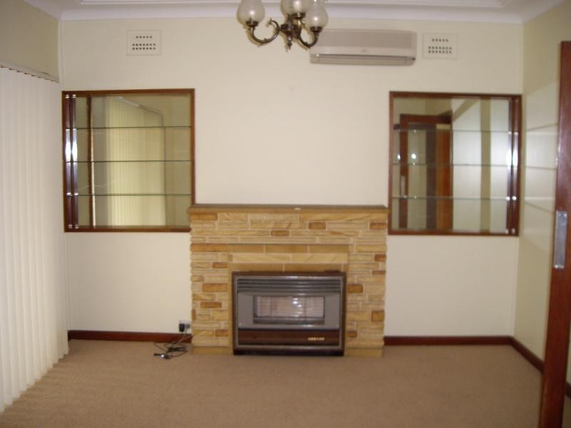 20 Alpha Road, Camden NSW 2570