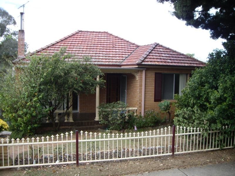 20 Alpha Road, Camden NSW 2570