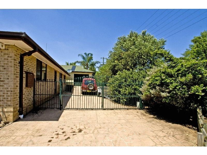 2 Kerry Place, Oakdale NSW 2570