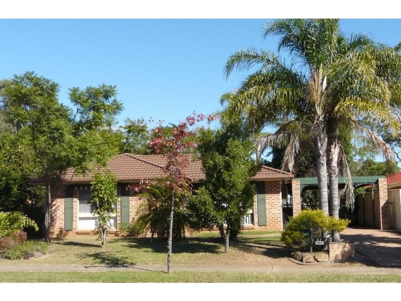 294 Welling Drive, Mount Annan NSW 2567